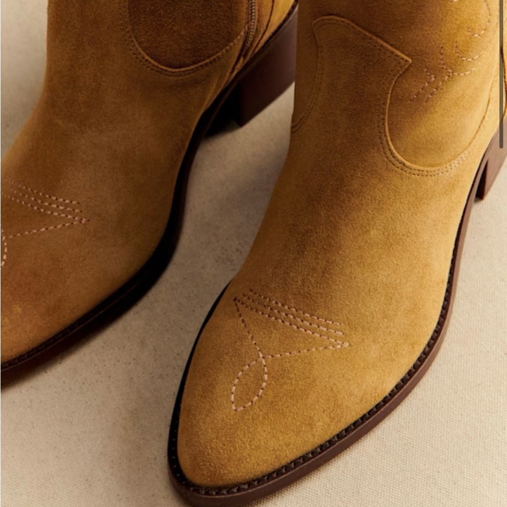 Sezane Ivana Boots - Picture 2 of 3
